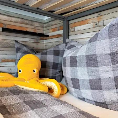 Boje By Seeblick Ferien Oro, Erste Wasserreihe, Kamin, 7pers Holiday home *