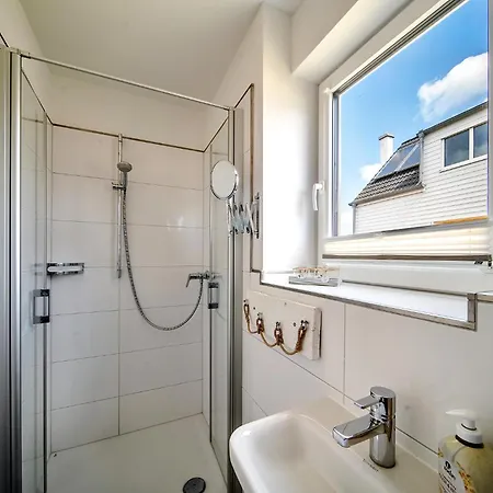 Holiday home Boje By Seeblick Ferien Oro, Erste Wasserreihe, Kamin, 7pers *