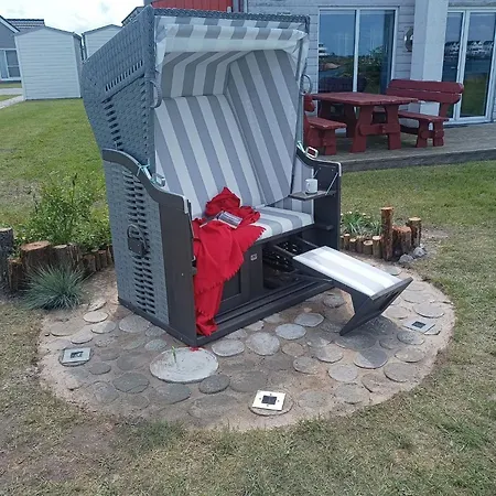 בית נופש Boje By Seeblick Ferien Oro, Erste Wasserreihe, Kamin, 7pers אולפניץ